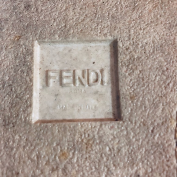 Fendi Roma Face Leather Low-Top sneakers - Picture 4 of 8